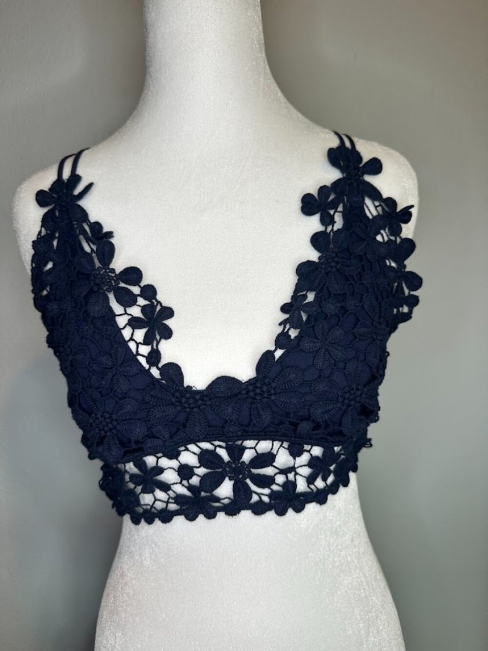 Intimately by Free People Miss Dazie Navy Blue Boho Floral Crochet Bralette XS